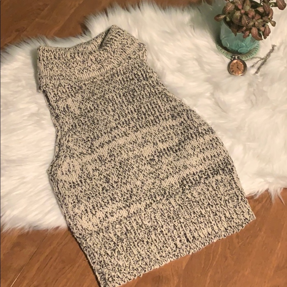 Sleeveless Sweater